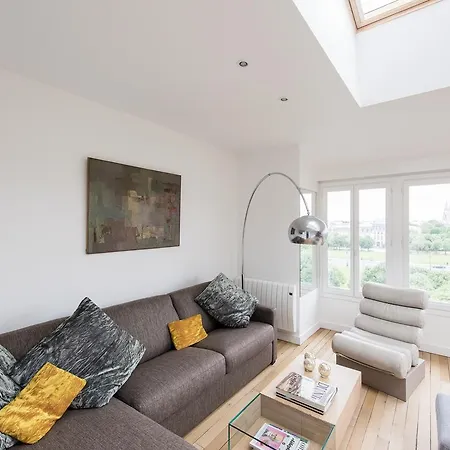 Amazing Fabert Flat